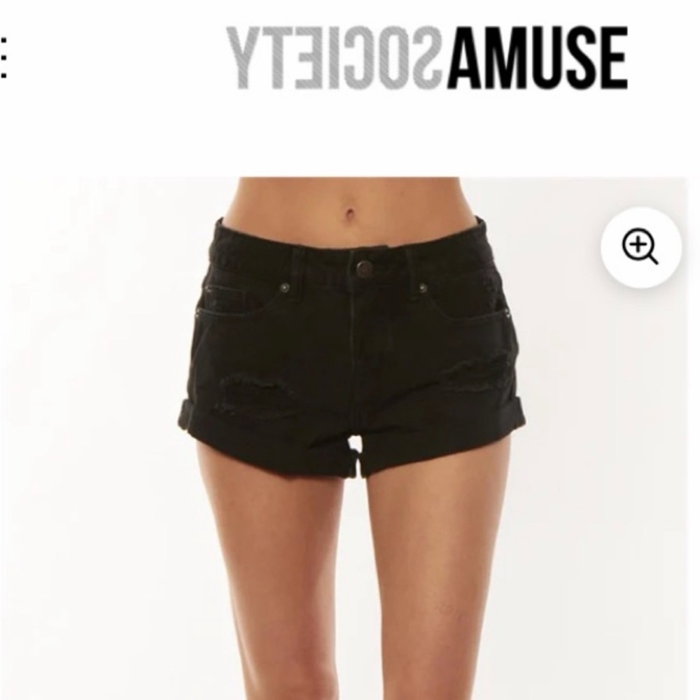 Amuse Society Black Distressed Women Shorts